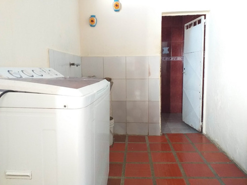 Imagen 7 de 15 de Casa En Venta En Calle Monzon De Coro 22-8937 04146954944