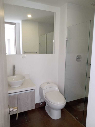 Imagen 4 de 8 de Se Arrienda Apartamento En Medellin, Laureles