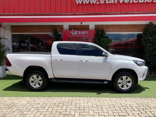 Imagem 5 de 14 de Hilux Cd 2.7 4x2 2018 Star Veiculos