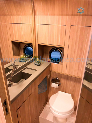 Imagem 5 de 6 de Lancha Solara 400 Ht Barco Iate N Ferreti Azimut Intermarine