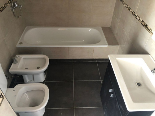 Imagen 7 de 9 de Departamento En Venta En Villa Bosch