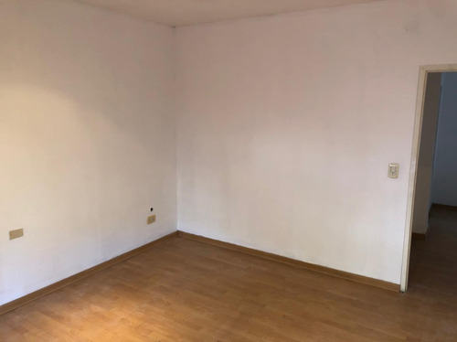 Imagen 3 de 17 de Ph En Venta En Banfield