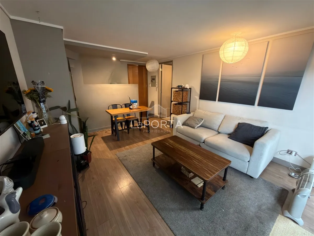 Imagen 2 de 30 de Duplex 64m2 / Metro Irarrázaval / Barrio Italia / Piscina