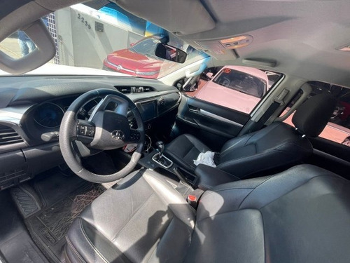 Imagem 4 de 7 de Hilux 2.8 Srx 4x4 Cd 16v Diesel 4p Automático
