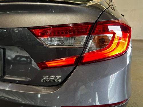 Honda Accord 2.0 Touring At