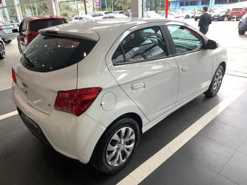 Chevrolet Onix 1.4 MPFI LT 8V FLEX 4P AUTOMATICO