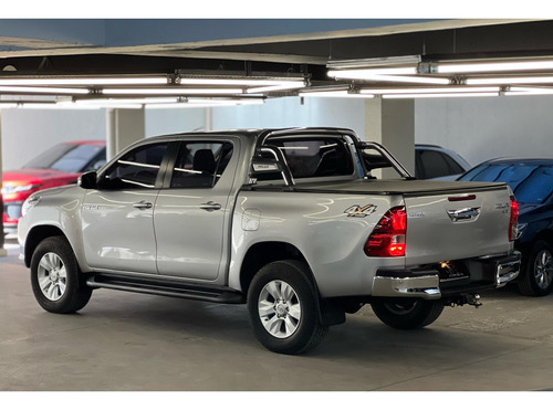 Toyota Hilux 2.8 SRV 4X4 CD 16V DIESEL 4P AUTOMÁTICO