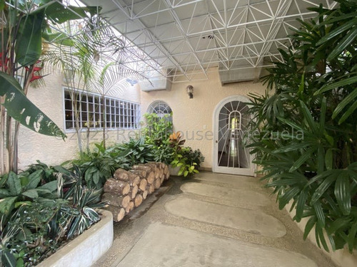 Se Vende Casa En La Lagunita Country Club Mls #24-1847