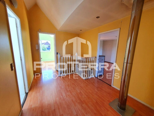 Hermosa Casa En Sector Residencial