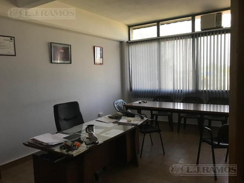 Imagen 7 de 9 de Depósito En Venta En Campana
