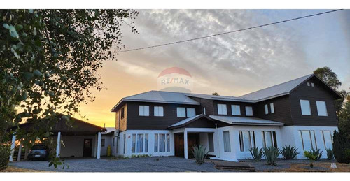 Se Vende Casa De Campo Los Ángeles