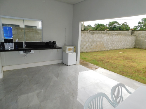Casa Nova À Venda Em Condomínio Fechado De Peruíbe - Litoral