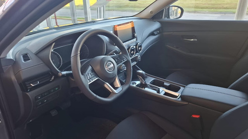 Nissan Sentra 2.0 Advance Cvt