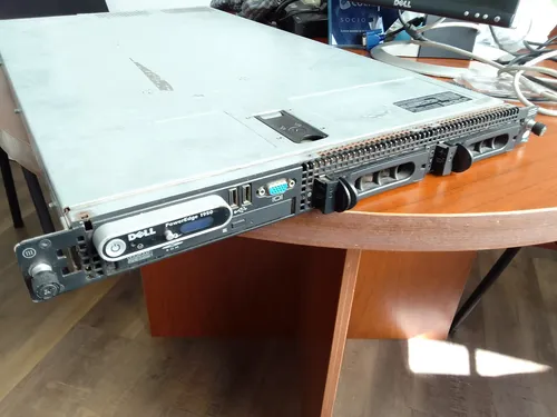 Servidor Dell Power Edge 1950