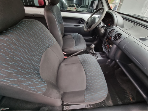 Imagen 8 de 23 de Renault Kangoo 2014 1.6 2 Confort 5as Aa Da 1plc $2000000