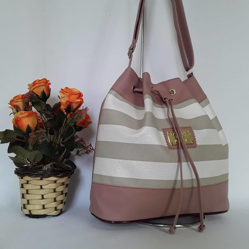 Imagem 1 de 1 de Bolsa Feminina Barata Sintético Tipo Saco Transversal Bs01