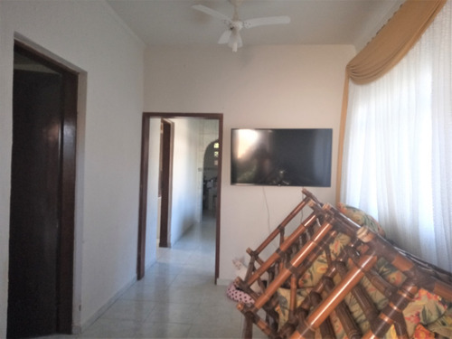 Imagem 12 de 19 de Casa Com Horta Na Praia De Itanhaém