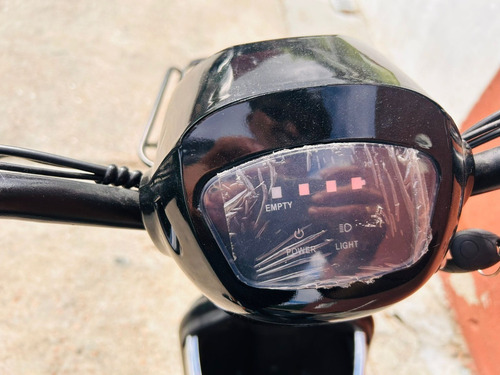 Imagen 5 de 25 de Moto Bici Scooter Electrica Max 350w Oportunidad!!