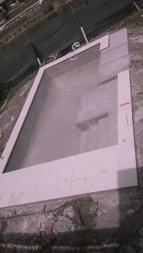 Construcción De Casas/ Galpones/ Locales / Piscinas.