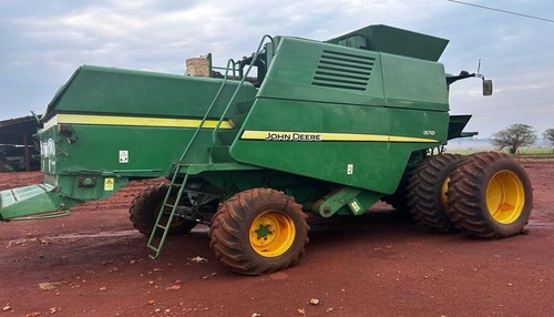 Colheitadeira John Deere 1570 Ano 2012