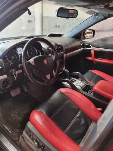 Porsche Cayenne 4.8 Turbo Tiptronic At