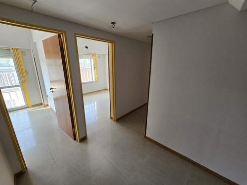 Excelente Departamento Con 2 Coceras - Apto Profesional