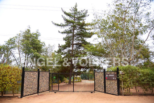 Acogedora Casa En Parcela