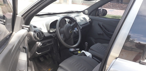 Chevrolet Agile 1.4 Ls Aa+da+mp3 2010