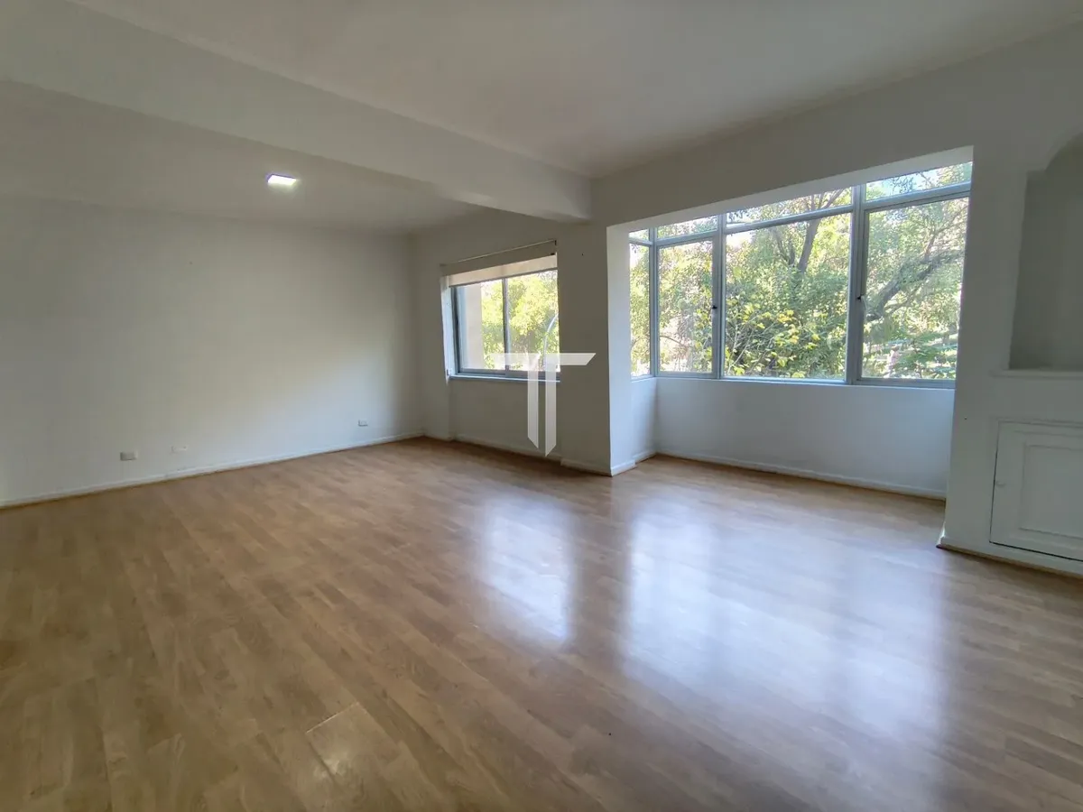 Imagen 2 de 30 de Dúplex 4d/3b Barrio Lastarria