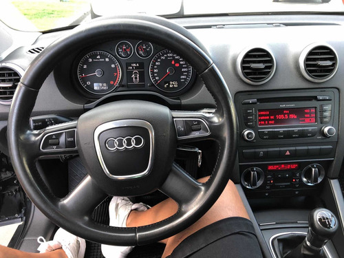 Audi A3 1.6 102cv 2010