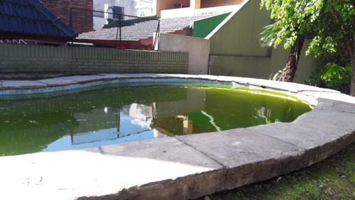 Imagen 3 de 16 de Chalet A Reciclar Sobre Lote De 20x65. Ideal Constructor