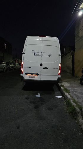 Sprinter Cargo Van 2023 Extra Alta Extra Larga Unico Dueño