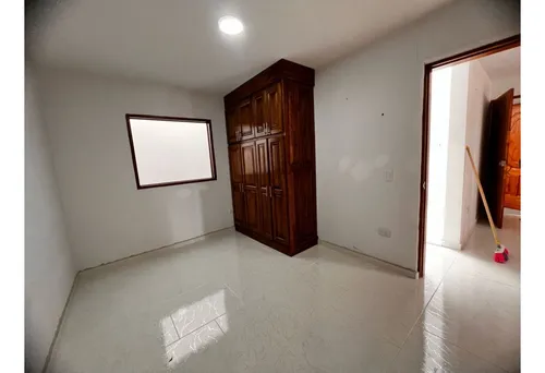Se Veden Dos (2) Apartamentos En Segundo Y Tercer Piso - El Carmen Vib