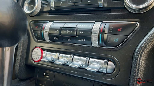 Imagen 15 de 25 de Ford Mustang Gt Deluxe V8 5.0 At 2016