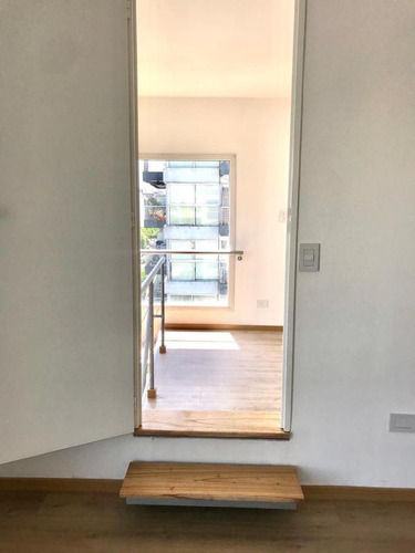Departamento En Dúplex De 2 O 3 Ambientes Venta En Palermo Hollywood