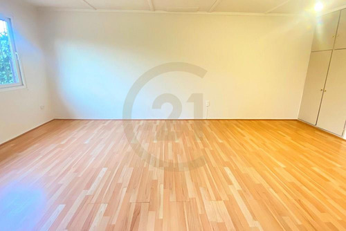 Casa En Venta, 4 Dormitorios, Las Condes
