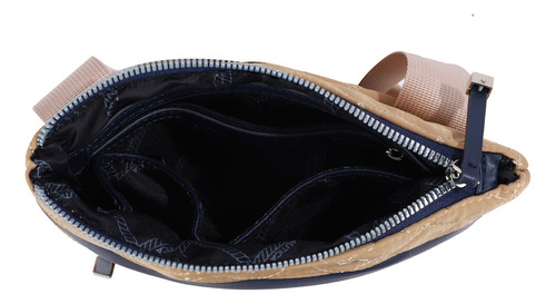Bolsa Crossbody, Marca Nautica Para Dama. Color Camel Correa De Hombro Camel Diseño De La Tela Capitonado