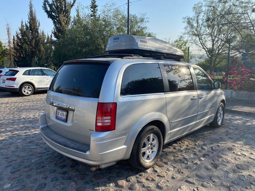 Chrysler Town & Country 2008