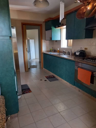 Imagen 9 de 27 de Fernando Perez Alquila Exclusivo Apartamento En Los Mangos Valencia Res Avignon