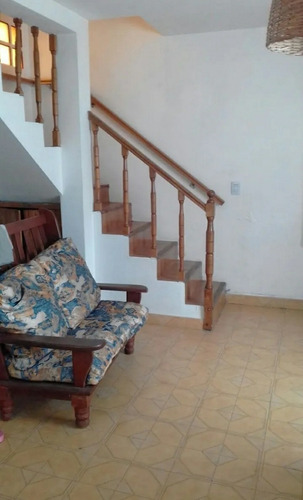 Imagen 6 de 9 de Chalet En La Lucila Del Mar Super Comoda A 200 Metros Del Pinar !!