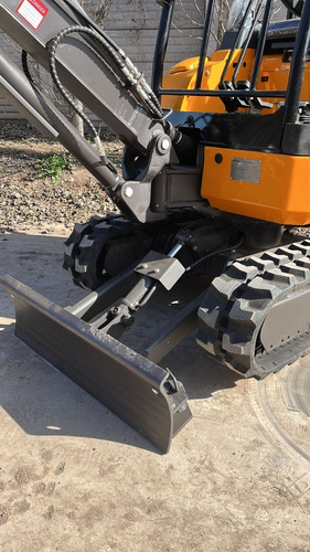 Miniexcavadora Taurus Xn22 - 2 Ton - 2,20 Mts - Motor Kubota