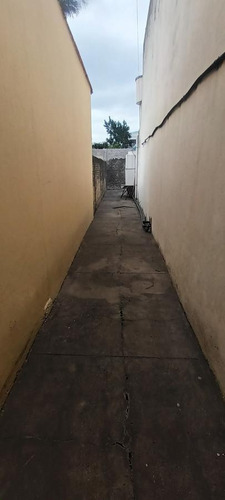 Imagen 6 de 20 de Galpón O Deposito En Venta Con Playa De Estacionamiento - Morón Sur