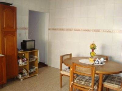 Casa Em Cavalhada Com 3 Dormitórios - Lu13376