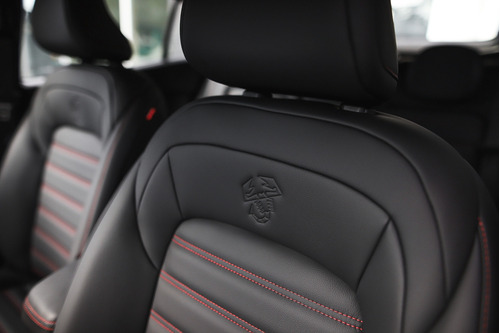 Fiat FASTBACK 1.3 Abarth T270 At6