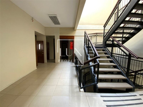 Imagen 6 de 24 de Oficina En Venta En Santiago