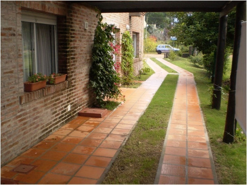 San Rafael, Muy Linda Casa, 3 Dormitorios- Ref: 2911