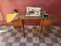 Comprar Maquina De Coser Necchi Lycia Ii - Funciona Perfectamente
