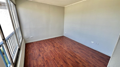 Departamento En Venta De 3 Dorm. En Cerrillos