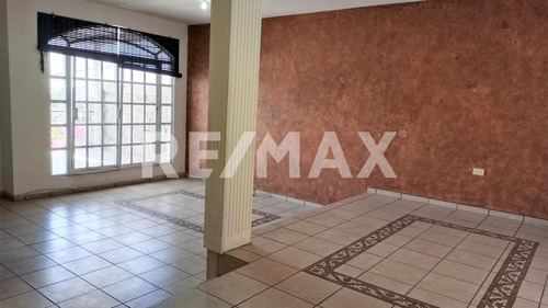 Imagen 12 de 29 de Casa En Renta En Barrio De Analco - (2)