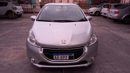 Imagen 2 de 15 de Peugeot 208 2016 1.5 Allure Touchscreen